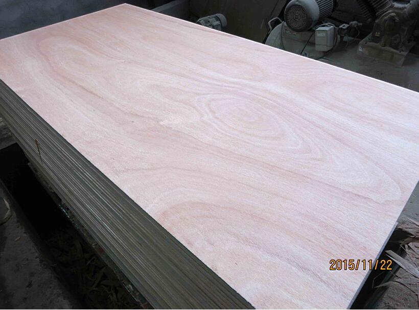 Okoume plywood 